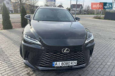 Внедорожник / Кроссовер Lexus RX 2023 в Вишневом