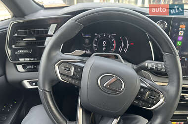 Внедорожник / Кроссовер Lexus RX 2023 в Вишневом