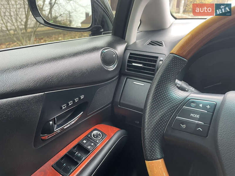 Внедорожник / Кроссовер Lexus RX 2010 в Днепре