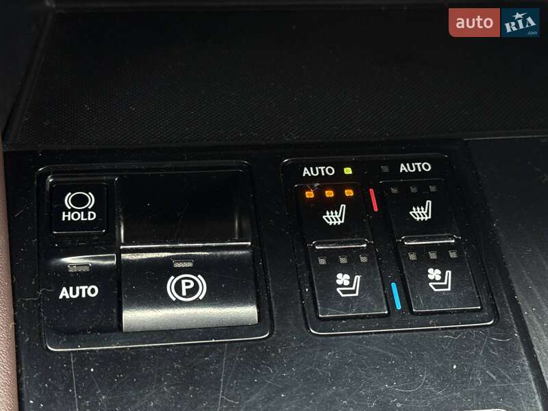 Внедорожник / Кроссовер Lexus RX 2016 в Киеве фото 30 Внедорожник / Кроссовер Lexus RX 2016 в Киеве