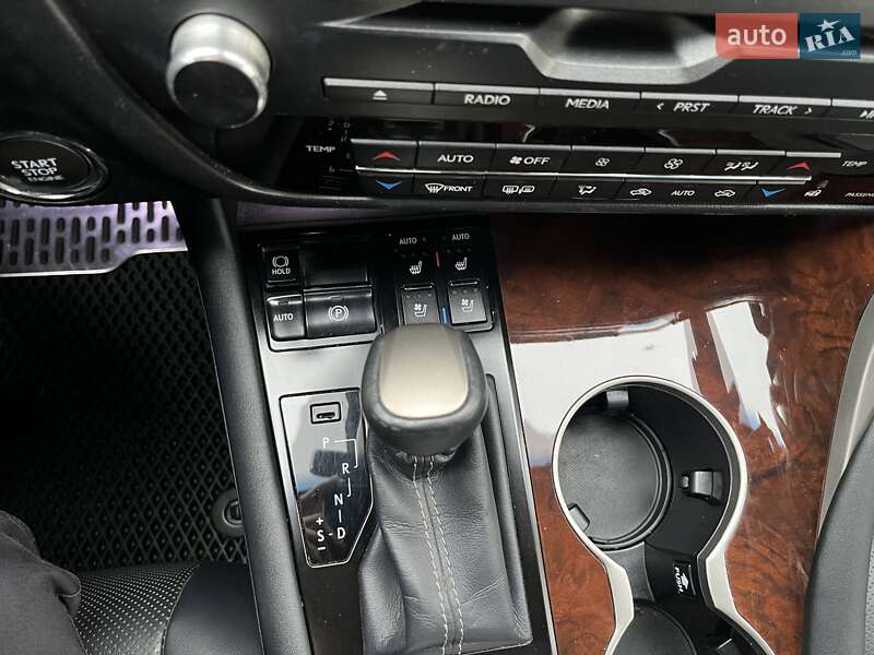 Внедорожник / Кроссовер Lexus RX 2015 в Киеве