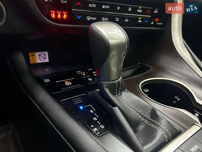 Внедорожник / Кроссовер Lexus RX 2022 в Черновцах