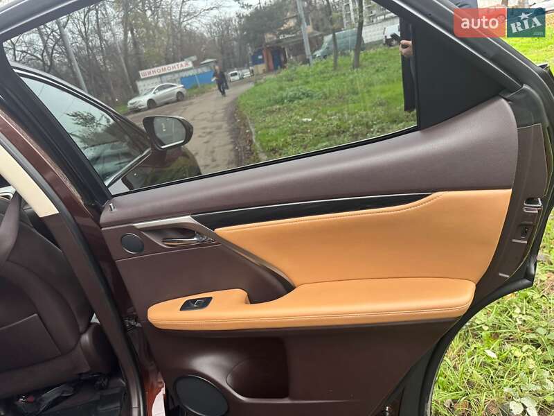 Позашляховик / Кросовер Lexus RX 2016 в Києві