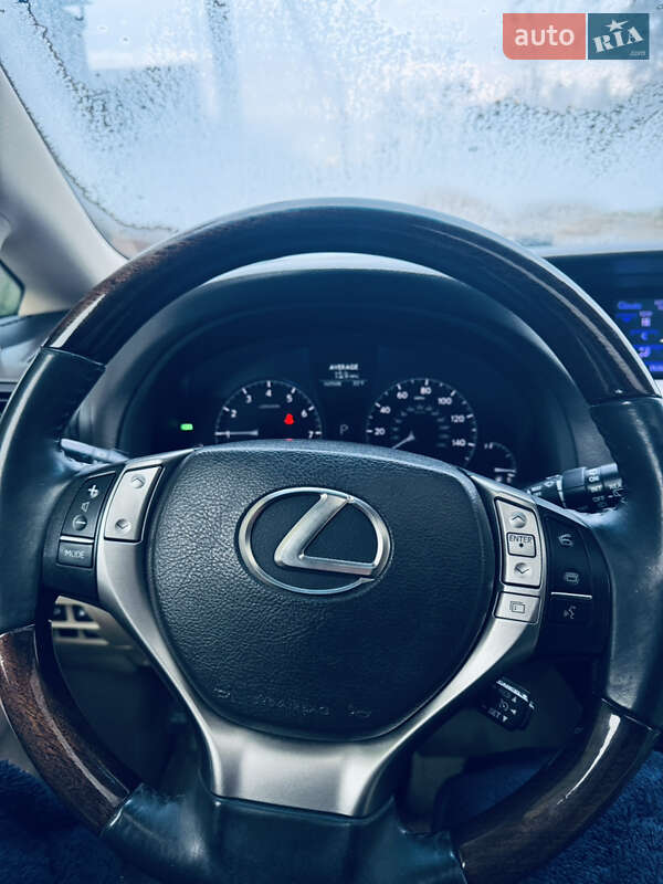 Внедорожник / Кроссовер Lexus RX 2015 в Киеве