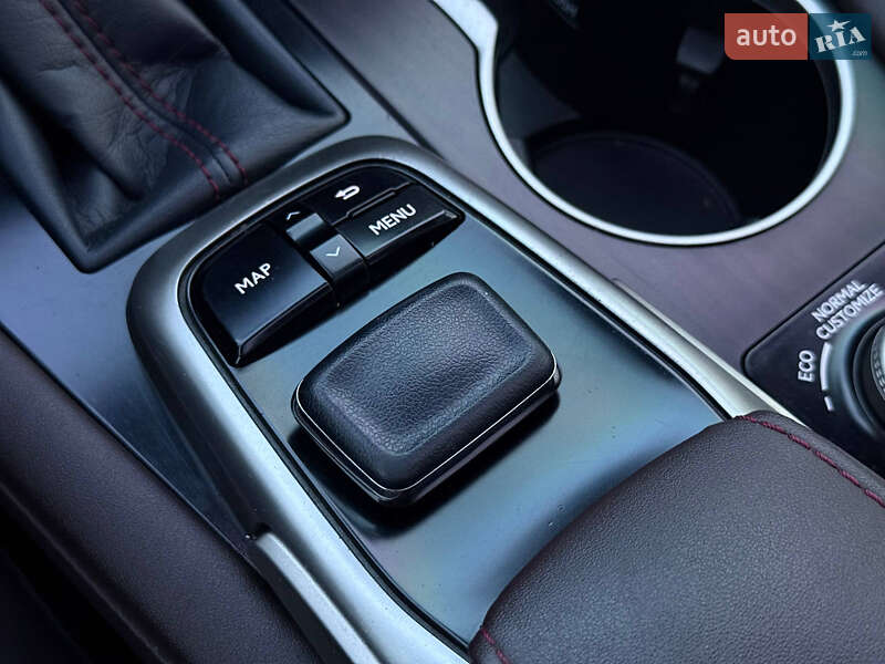 Позашляховик / Кросовер Lexus RX 2017 в Києві