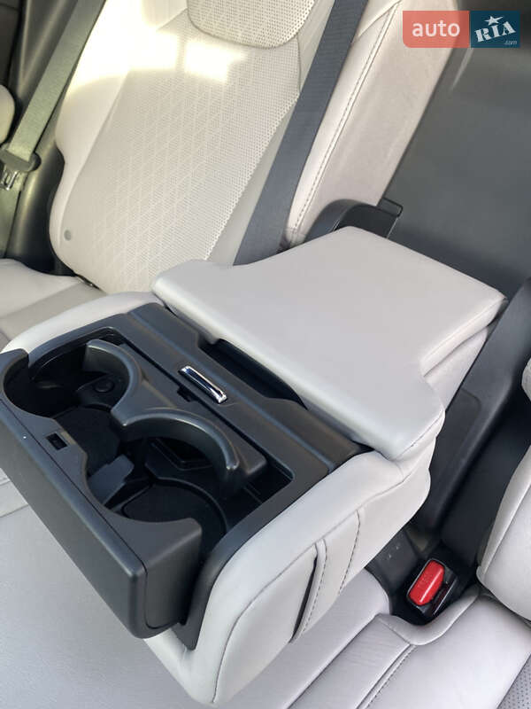 Внедорожник / Кроссовер Lexus RX 2024 в Киеве фото 30 Внедорожник / Кроссовер Lexus RX 2024 в Киеве