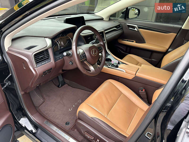 Внедорожник / Кроссовер Lexus RX 2016 в Городище