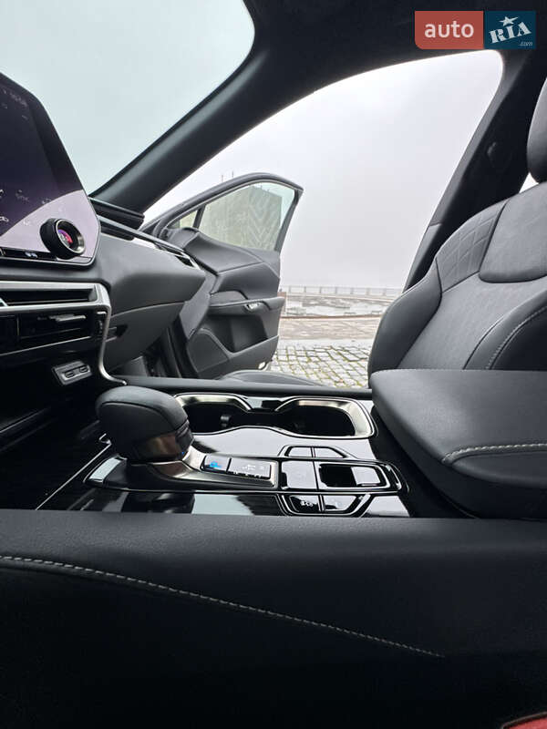 Позашляховик / Кросовер Lexus RX 2023 в Києві фото 48 Позашляховик / Кросовер Lexus RX 2023 в Києві