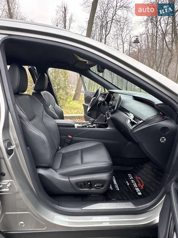 Позашляховик / Кросовер Lexus RX 2023 в Києві фото 107 Позашляховик / Кросовер Lexus RX 2023 в Києві