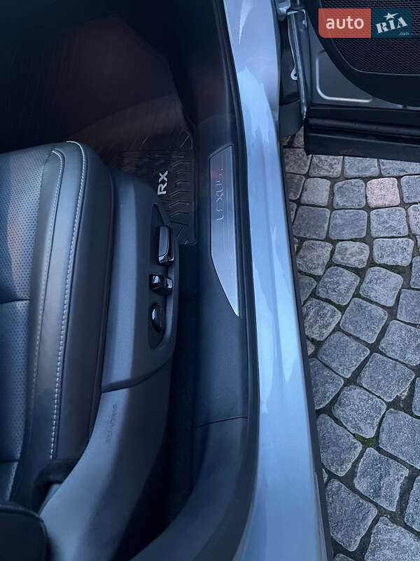 Позашляховик / Кросовер Lexus RX 2023 в Чернівцях фото 17 Позашляховик / Кросовер Lexus RX 2023 в Чернівцях