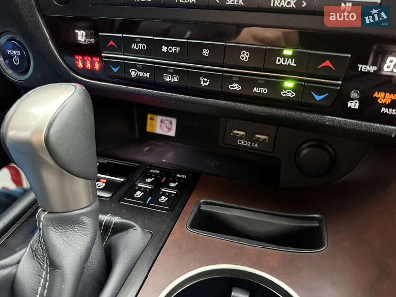 Внедорожник / Кроссовер Lexus RX 2022 в Львове фото 26 Внедорожник / Кроссовер Lexus RX 2022 в Львове