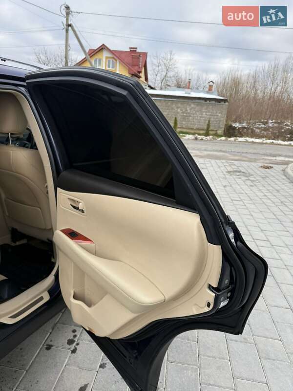 Позашляховик / Кросовер Lexus RX 2010 в Трускавці