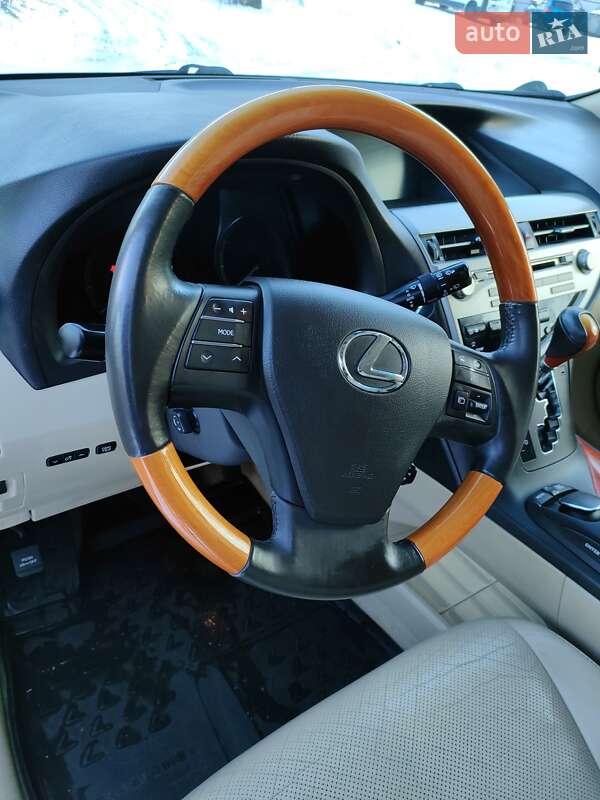 Позашляховик / Кросовер Lexus RX 2010 в Києві