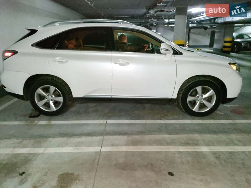 Позашляховик / Кросовер Lexus RX 2010 в Києві
