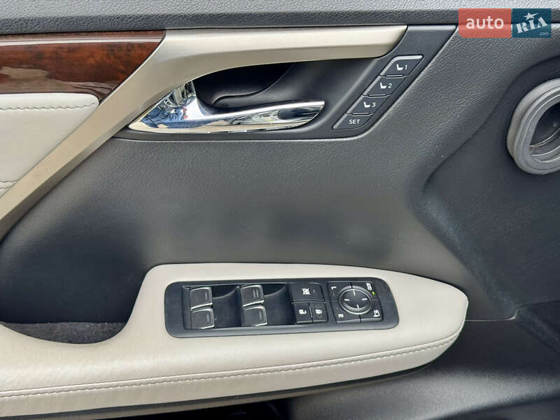 Внедорожник / Кроссовер Lexus RX 2017 в Киеве