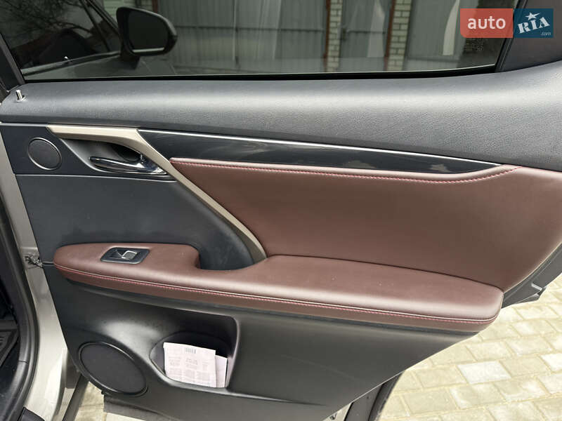 Внедорожник / Кроссовер Lexus RX 2019 в Днепре фото 18 Внедорожник / Кроссовер Lexus RX 2019 в Днепре