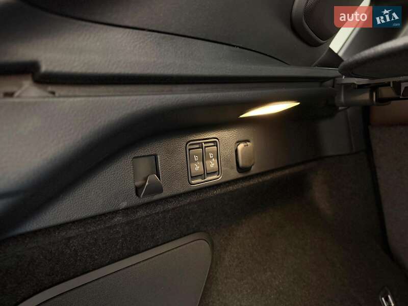 Внедорожник / Кроссовер Lexus RX 2024 в Киеве