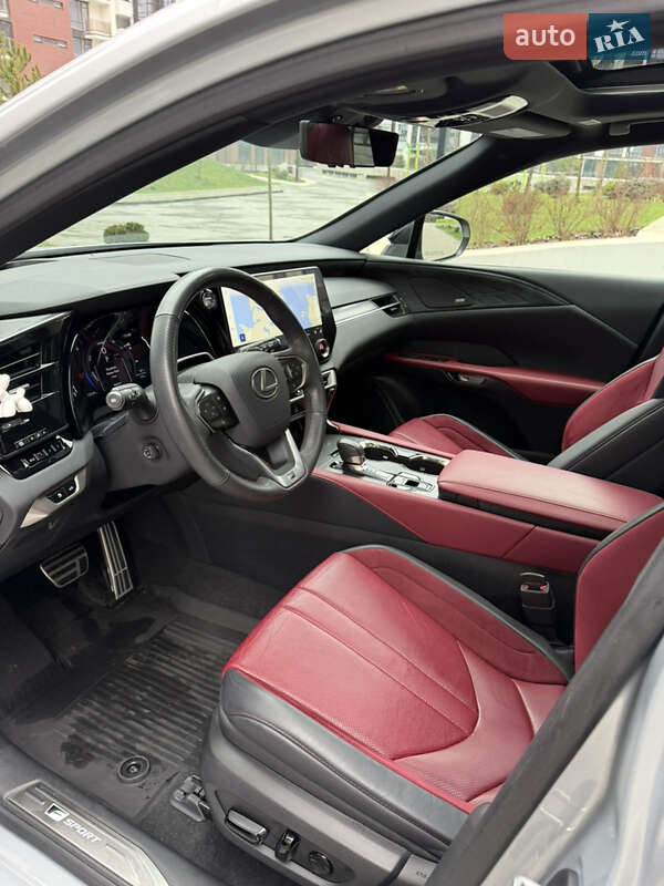 Внедорожник / Кроссовер Lexus RX 2023 в Ивано-Франковске