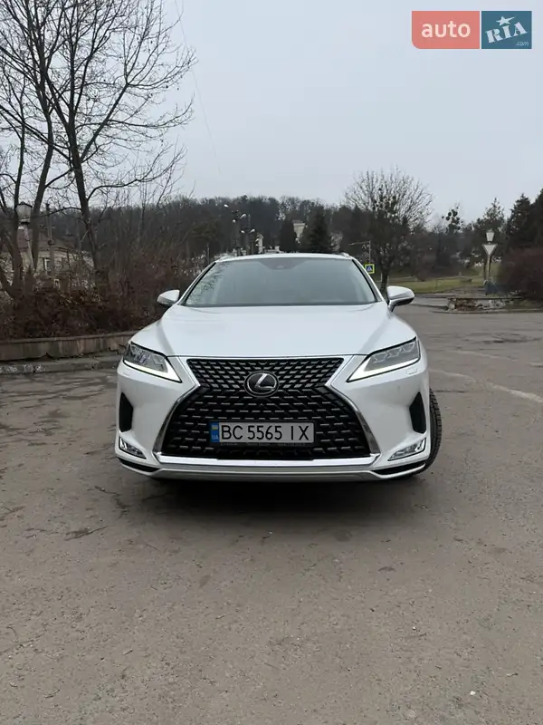 Lexus RX 2021