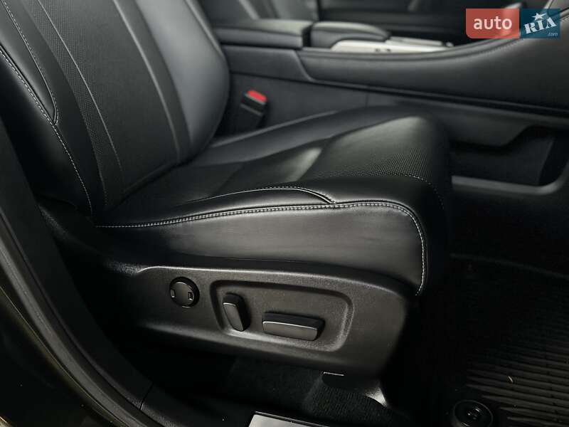 Внедорожник / Кроссовер Lexus RX 2019 в Виннице фото 39 Внедорожник / Кроссовер Lexus RX 2019 в Виннице