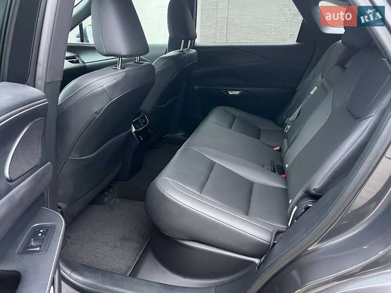 Внедорожник / Кроссовер Lexus RX 2024 в Костополе