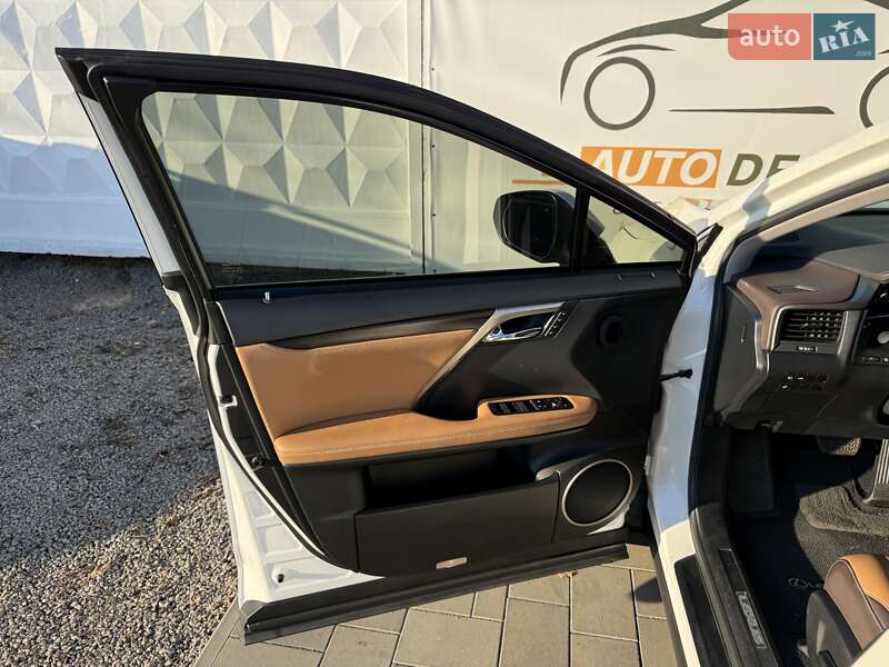 Внедорожник / Кроссовер Lexus RX 2018 в Киеве