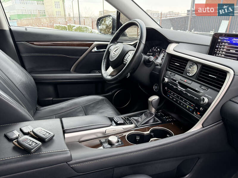 Позашляховик / Кросовер Lexus RX 2019 в Івано-Франківську