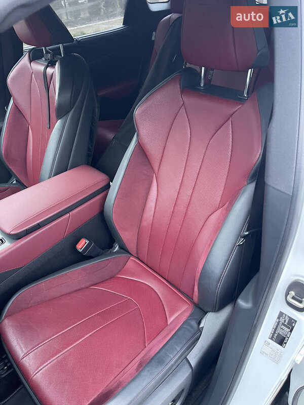 Позашляховик / Кросовер Lexus RX 2022 в Львові