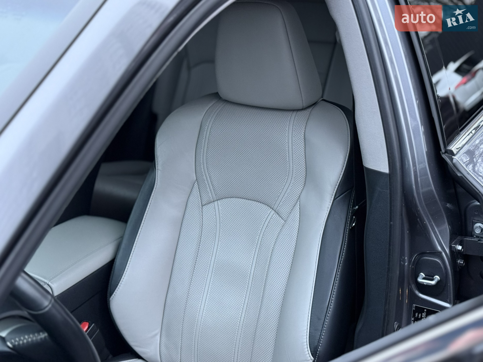 2018 Lexus RX - мініатюра 32