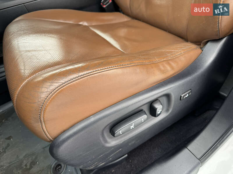 Позашляховик / Кросовер Lexus RX 2013 в Києві