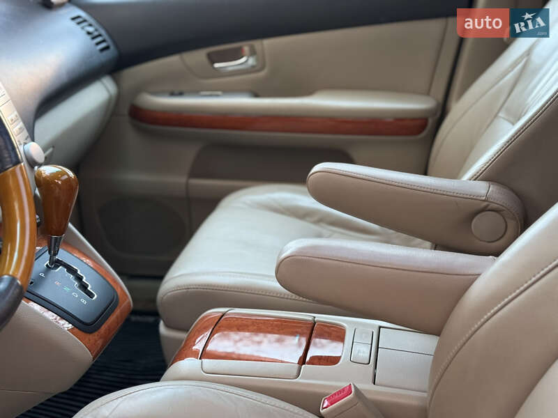 Внедорожник / Кроссовер Lexus RX 2008 в Ужгороде фото 46 Внедорожник / Кроссовер Lexus RX 2008 в Ужгороде