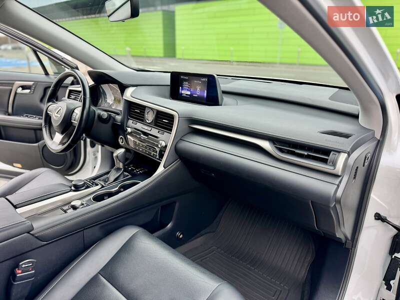 Внедорожник / Кроссовер Lexus RX 2016 в Киеве