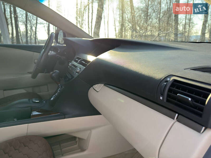 Внедорожник / Кроссовер Lexus RX 2013 в Ахтырке