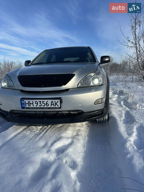 Внедорожник / Кроссовер Lexus RX 2003 в Белгороде-Днестровском