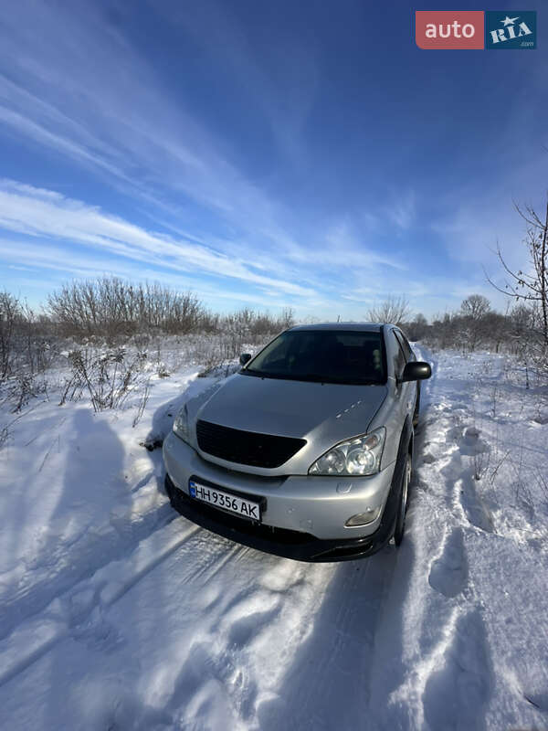 Внедорожник / Кроссовер Lexus RX 2003 в Белгороде-Днестровском