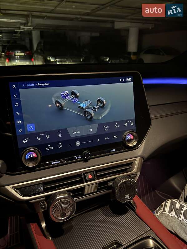 Внедорожник / Кроссовер Lexus RX 2023 в Киеве фото 49 Внедорожник / Кроссовер Lexus RX 2023 в Киеве