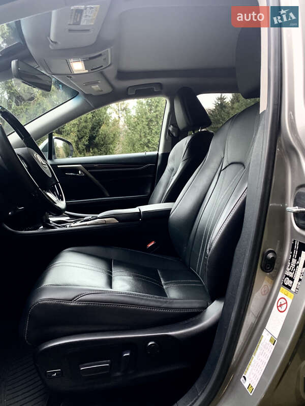 Внедорожник / Кроссовер Lexus RX 2019 в Ровно