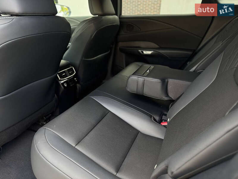 Внедорожник / Кроссовер Lexus RX 2024 в Киеве