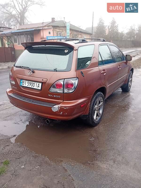 Внедорожник / Кроссовер Lexus RX 2001 в Полтаве
