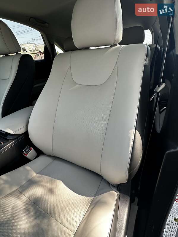 Позашляховик / Кросовер Lexus RX 2013 в Чернівцях