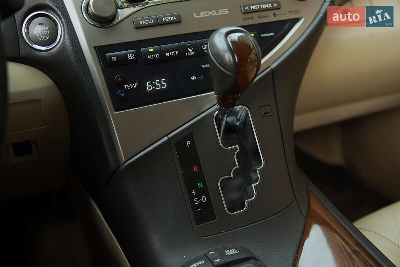 Внедорожник / Кроссовер Lexus RX 2015 в Харькове