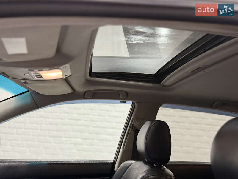 Внедорожник / Кроссовер Lexus RX 2005 в Одессе