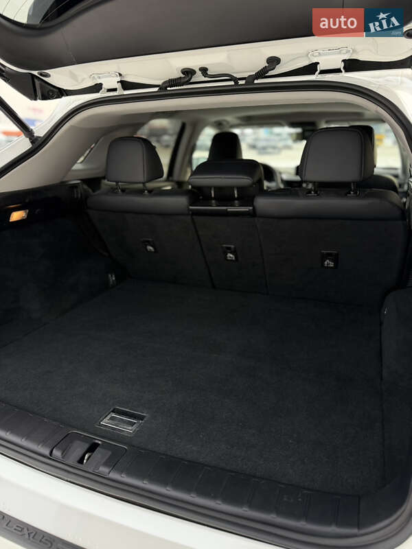 Внедорожник / Кроссовер Lexus RX 2018 в Львове фото 24 Внедорожник / Кроссовер Lexus RX 2018 в Львове