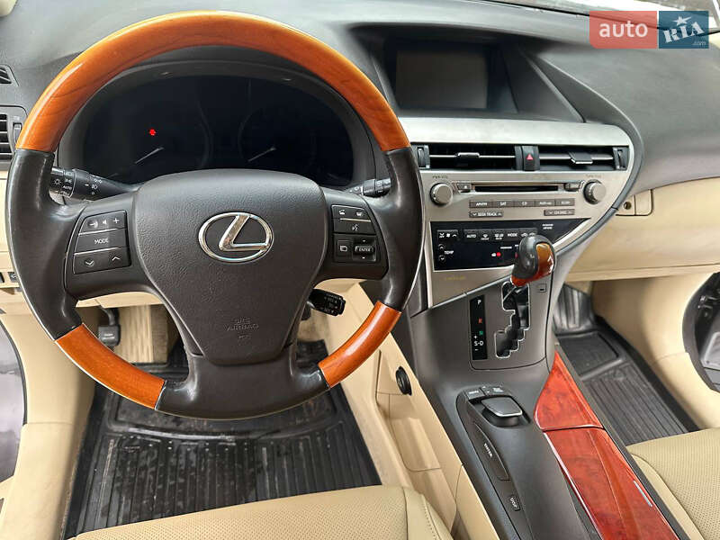 Позашляховик / Кросовер Lexus RX 2010 в Києві