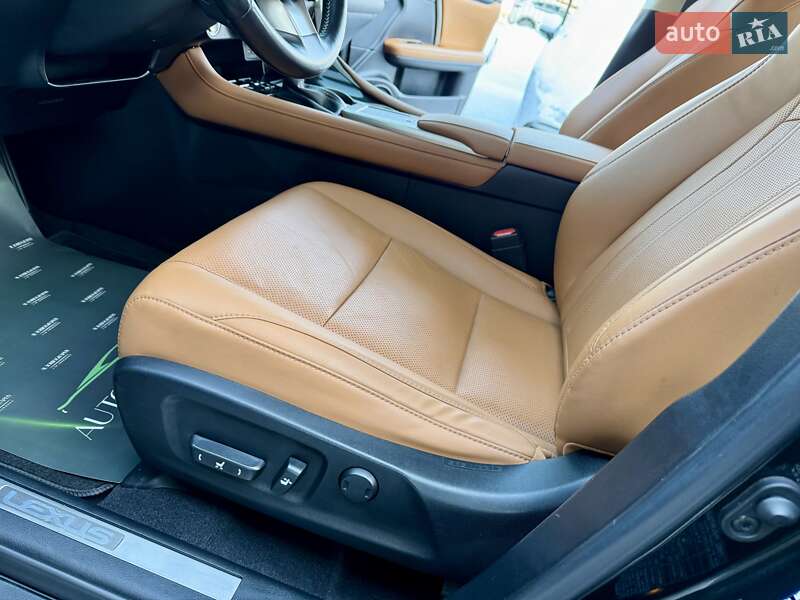 Внедорожник / Кроссовер Lexus RX 2021 в Киеве