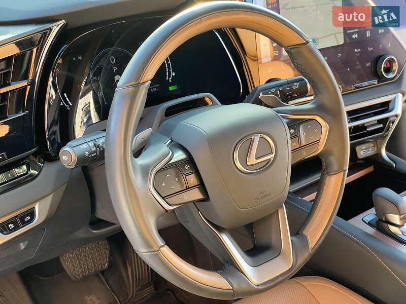 Позашляховик / Кросовер Lexus RX 2023 в Києві