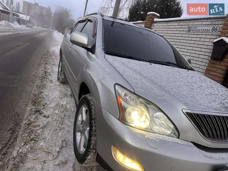 Внедорожник / Кроссовер Lexus RX 2007 в Глобине