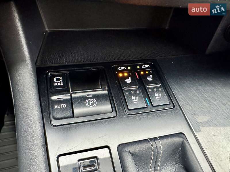 Внедорожник / Кроссовер Lexus RX 2016 в Киеве