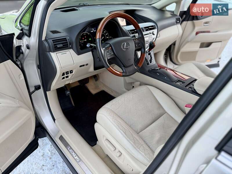 Позашляховик / Кросовер Lexus RX 2011 в Києві