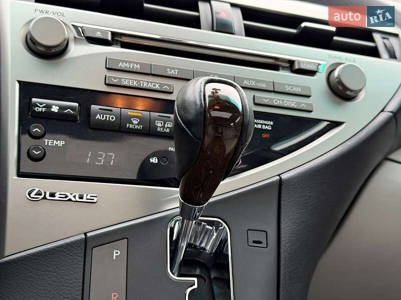 Внедорожник / Кроссовер Lexus RX 2010 в Одессе